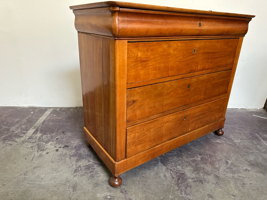 Antique Wooden 4-Drawer Chest Of Drawers Dresser With Lockable Drawers / Skeleton Keys Missing Marble Top 46W X 20D X 38H [Photo 20]