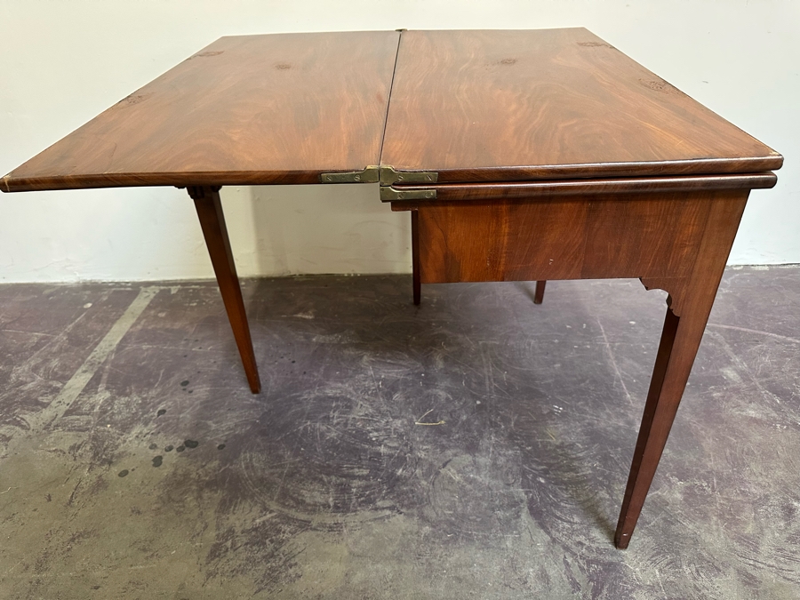 Vintage Wooden Gaming Table With Finished Top And Felt Gaming Top (3 Positions) 33W X 34D X 27.5H - See Photos [Photo 16]