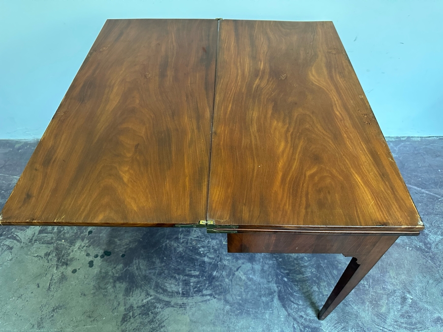 Vintage Wooden Gaming Table With Finished Top And Felt Gaming Top (3 Positions) 33W X 34D X 27.5H - See Photos [Photo 15]