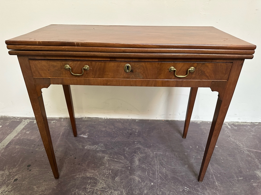 Vintage Wooden Gaming Table With Finished Top And Felt Gaming Top (3 Positions) 33W X 34D X 27.5H - See Photos [Photo 5]