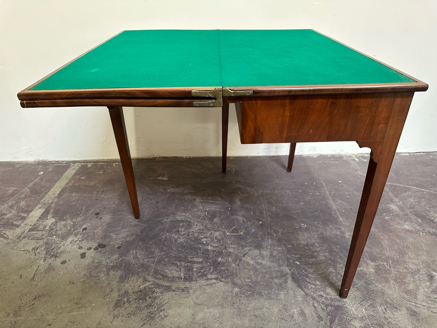 Vintage Wooden Gaming Table With Finished Top And Felt Gaming Top (3 Positions) 33W X 34D X 27.5H - See Photos [Photo 18]