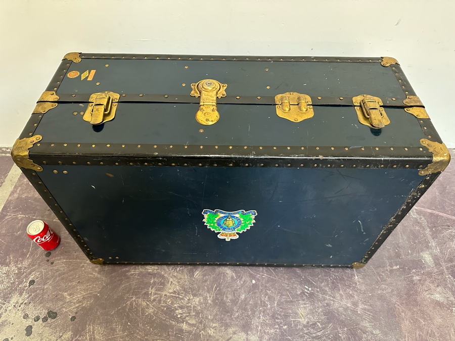 Vintage Christie Baggage Steamer Trunk Luggage 36W X 15D X 22H [Photo 6]