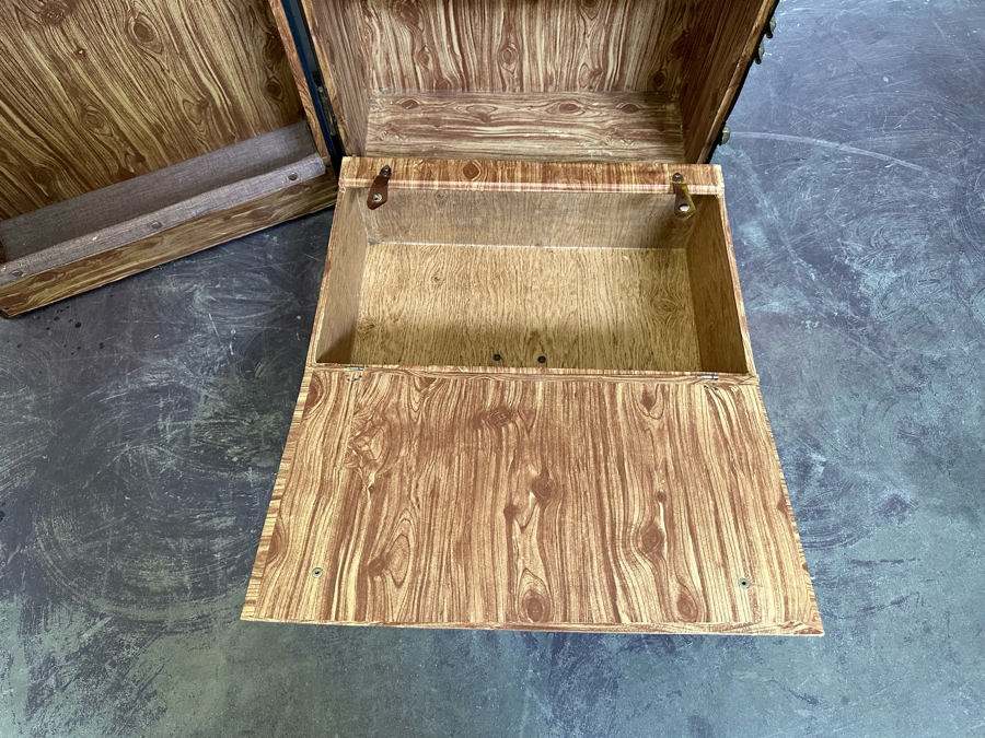 Vintage Christie Baggage Steamer Trunk Luggage 36W X 15D X 22H [Photo 17]