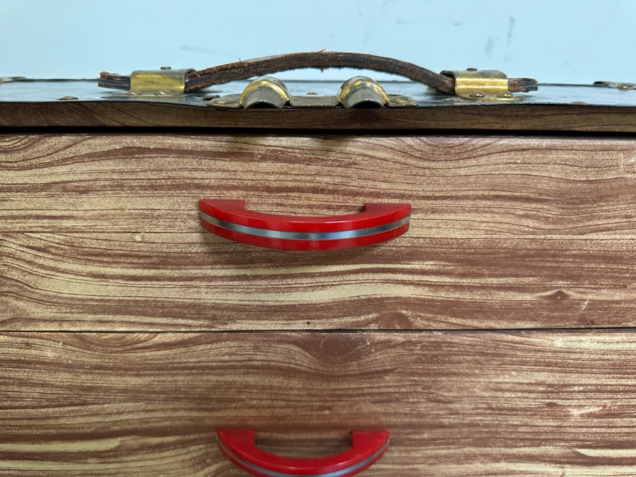 Vintage Christie Baggage Steamer Trunk Luggage 36W X 15D X 22H [Photo 16]