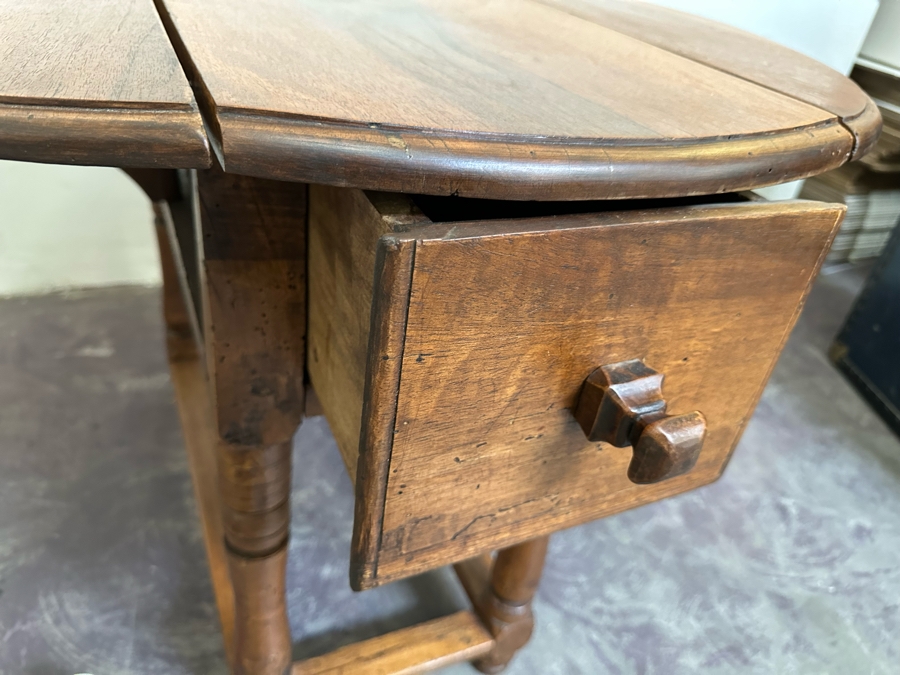 Primitive Antique Drop Leaf Table With Drawer 36W X 27H [Photo 17]