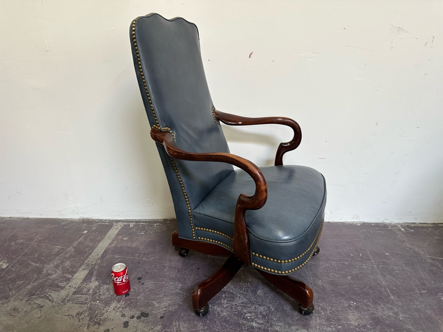 Hancock & Moore Fine Leather Executive Chair 26W [Photo 4]