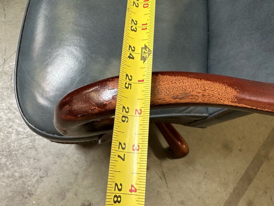 Hancock & Moore Fine Leather Executive Chair 26W [Photo 11]