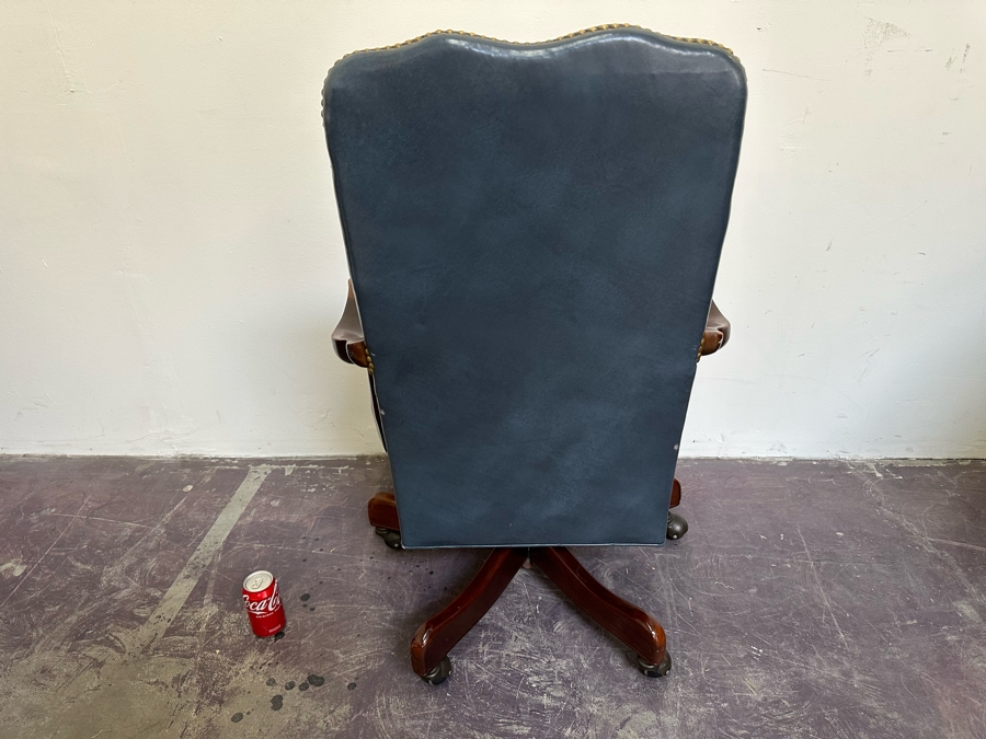 Hancock & Moore Fine Leather Executive Chair 26W [Photo 7]