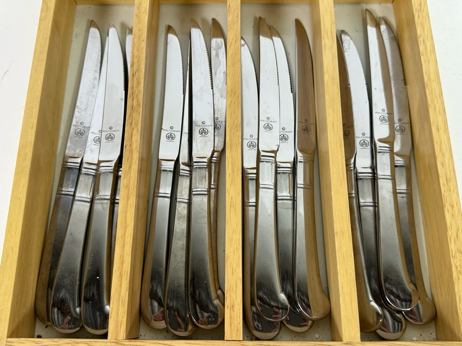 Pfaltzgraff Steak Knives Set Of 16 With Wooden Storage Tray [Photo 2]