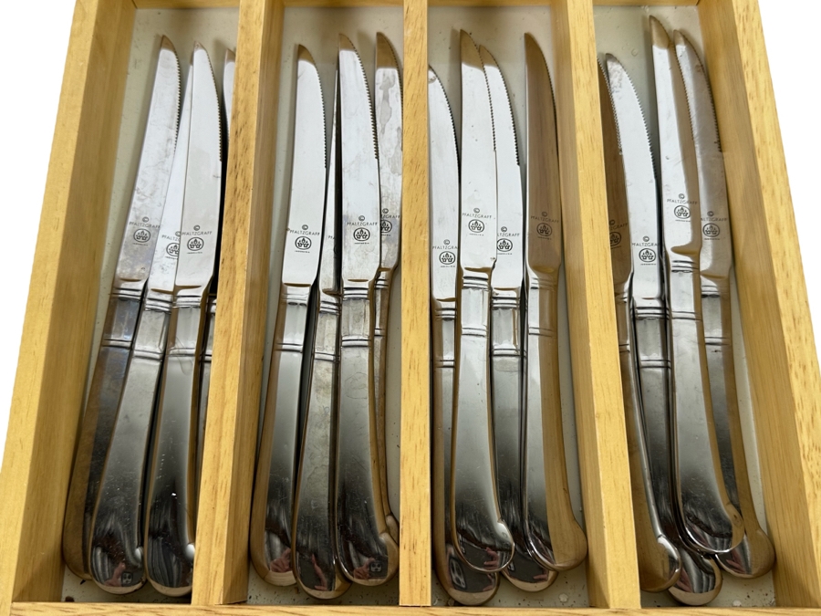 Pfaltzgraff Steak Knives Set Of 16 With Wooden Storage Tray