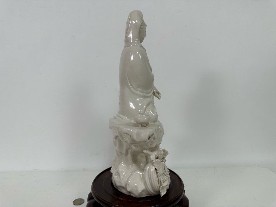 Signed White Porcelain Guan Yin Guanyin Seated Figure With Wooden Stand 8W X 13.5H [Photo 17]