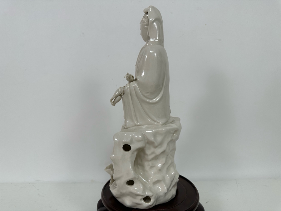 Signed White Porcelain Guan Yin Guanyin Seated Figure With Wooden Stand 8W X 13.5H [Photo 24]