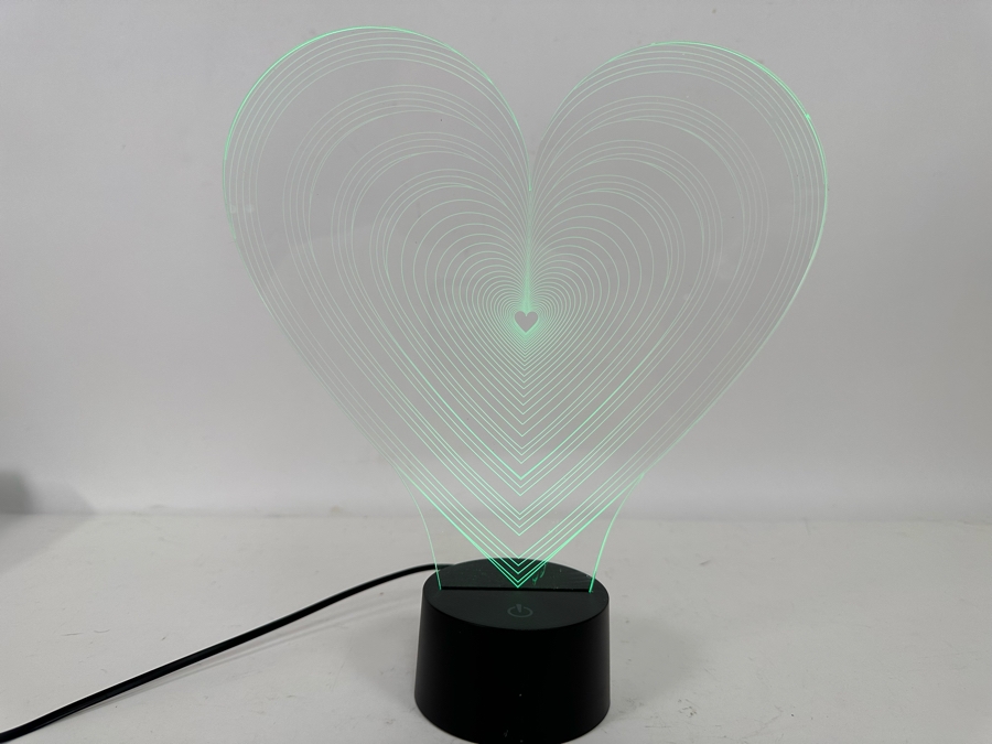 Heart Shape Multi-Color LED Light 11H [Photo 2]