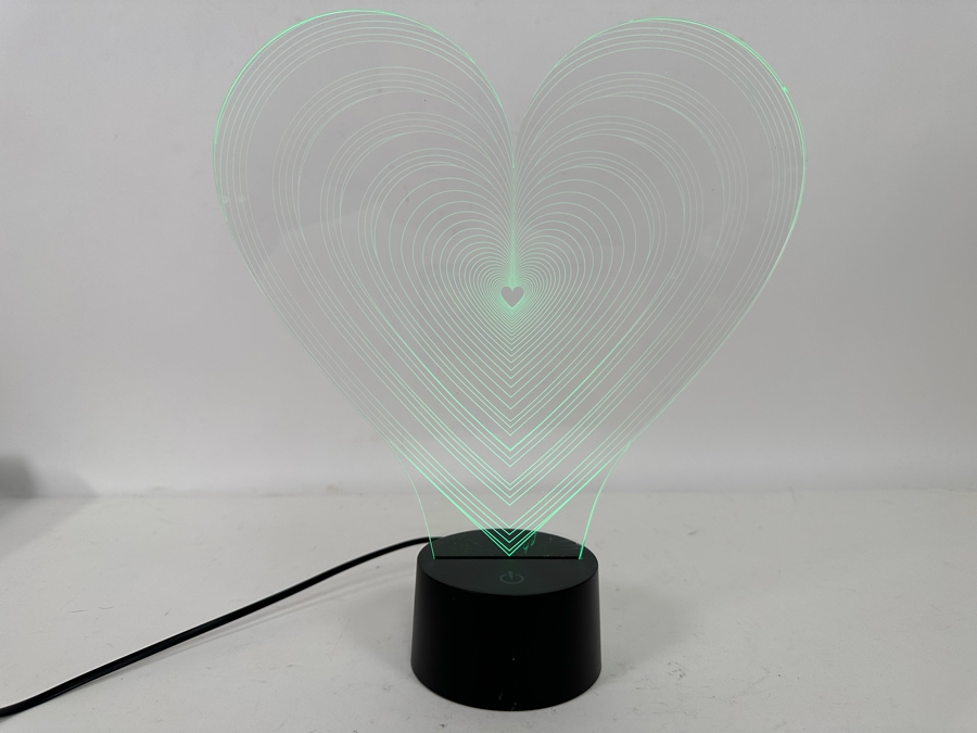 Heart Shape Multi-Color LED Light 11H [Photo 3]