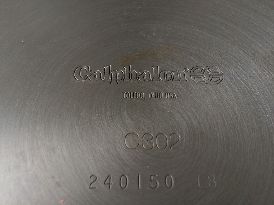 Calphalon Nonstick Pots & Pans [Photo 8]