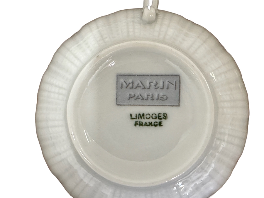 Limoges France Marin Paris, Set Of Eight Cups And Saucers Plus Pair Of Creamers And Sugar Bowl [Photo 3]