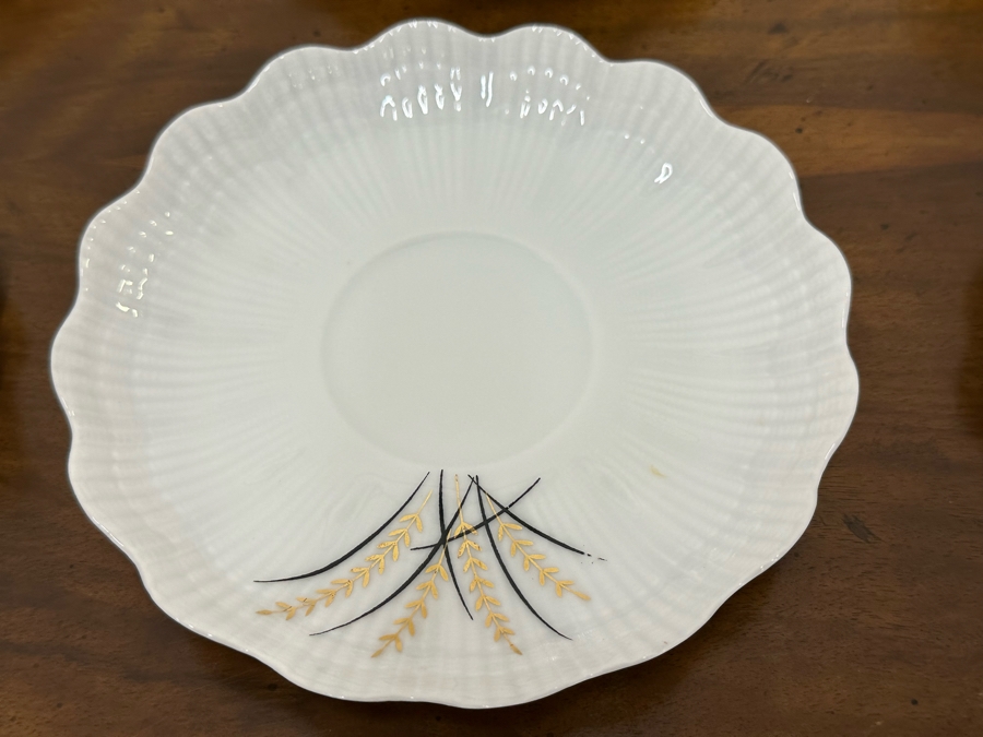 Limoges France Marin Paris, Set Of Eight Cups And Saucers Plus Pair Of Creamers And Sugar Bowl [Photo 8]