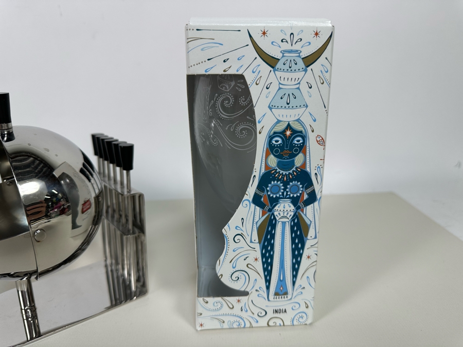 Modernist Design Barware Plus Pair Of New Stella Artois Footed Glasses [Photo 8]