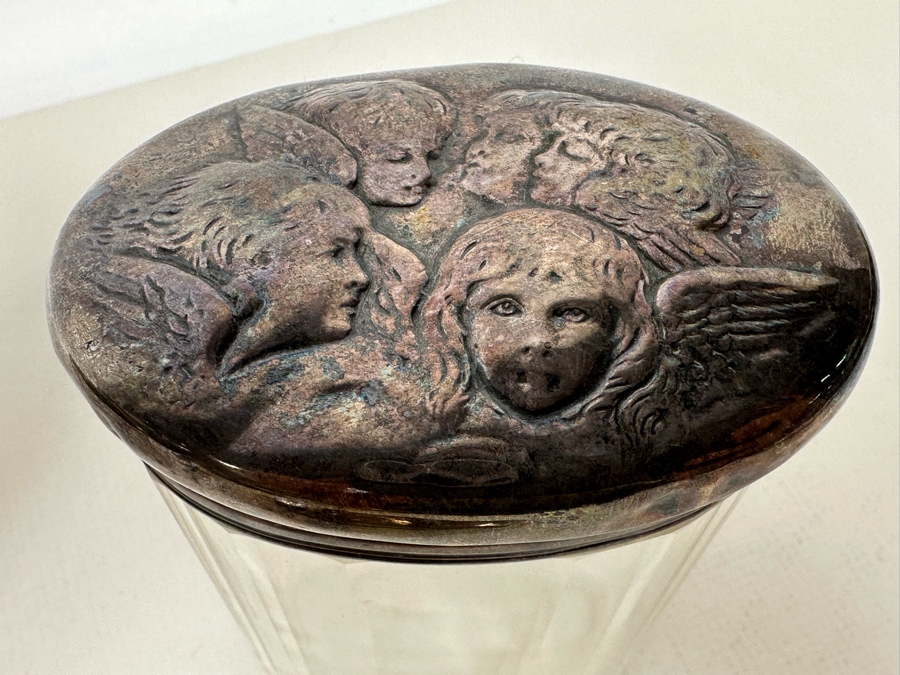 Antique English Hallmarked Sterling Silver Repousse Cherub Dresser Jars [Photo 17]