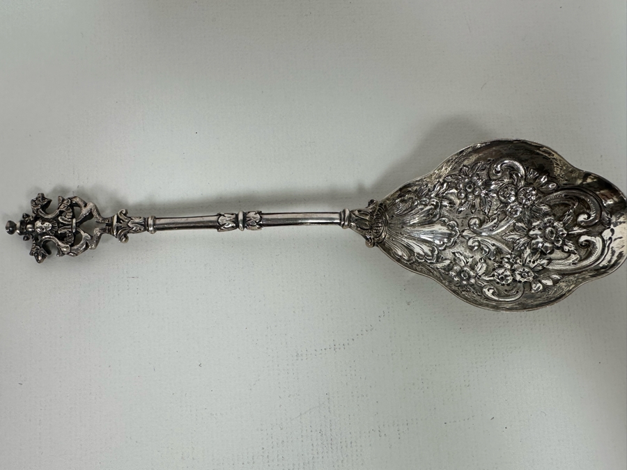 Antique Sterling Silver English Hallmarked Repousse Serving Spoon G&S Goldsmiths & Silversmiths Co Ltd 76.2g [Photo 6]