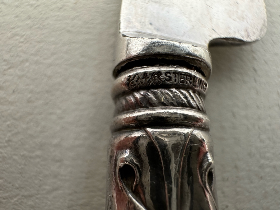 Pair Of Sterling Silver Handle Greenleaf & Crosby Co Florida Cheese Knives [Photo 9]