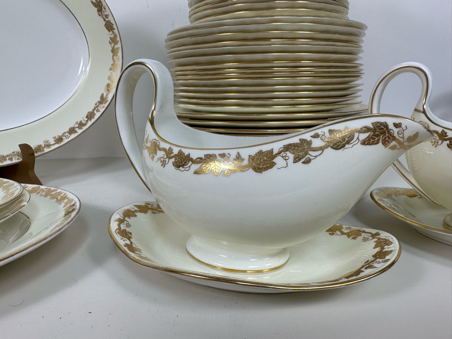 Wedgwood Gold Rim Bone China Made In England 52 Pieces [Photo 7]