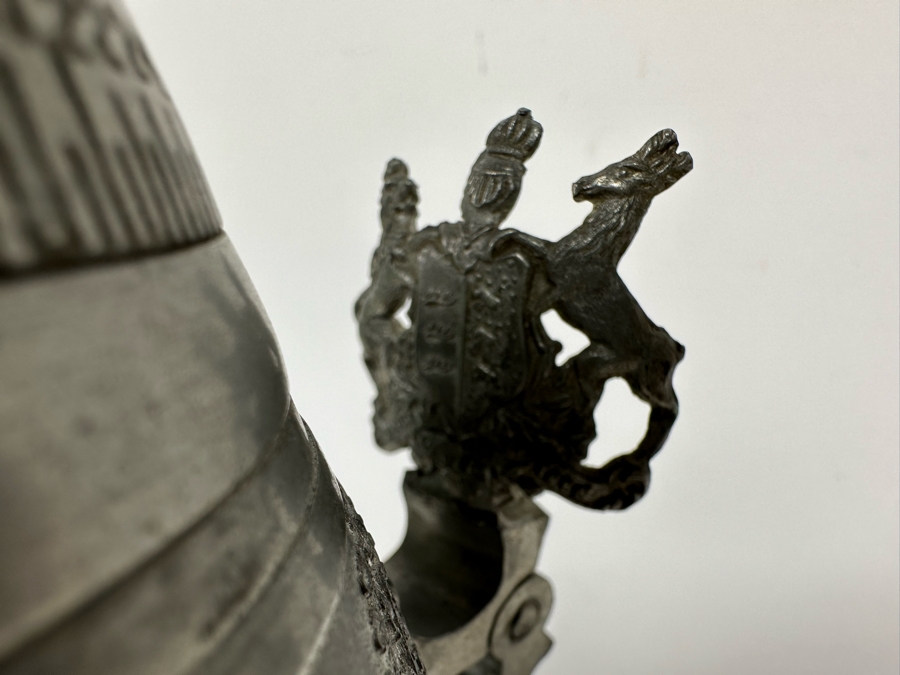 Antique 1905-1907 Regimental Beer Stein Of The Imperial German Army With Lithophane Bottom And Unusual Rotating Lid Kaiser Wilhelm II 9.5H - See Photos Bottom Of Lithophane Is Cracked [Photo 30]