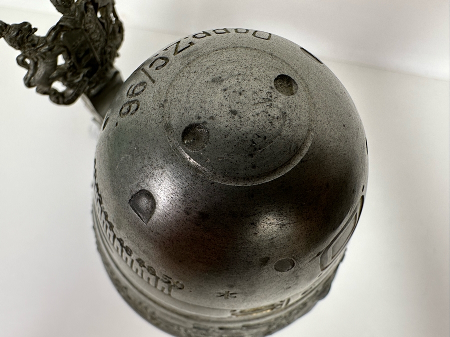 Antique 1905-1907 Regimental Beer Stein Of The Imperial German Army With Lithophane Bottom And Unusual Rotating Lid Kaiser Wilhelm II 9.5H - See Photos Bottom Of Lithophane Is Cracked [Photo 29]