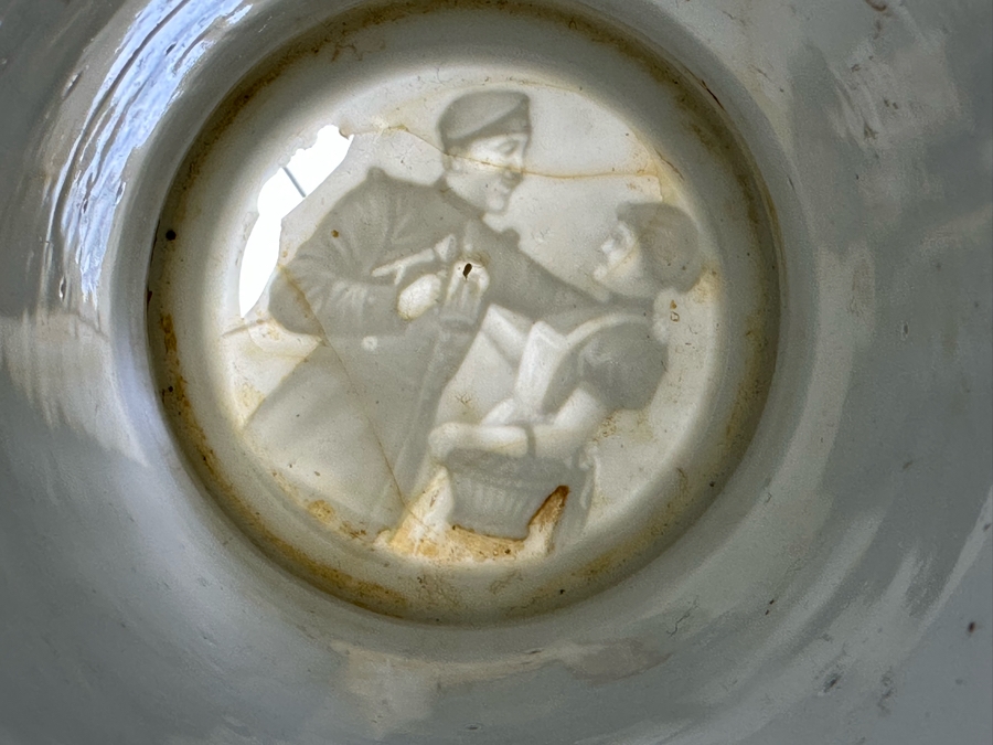 Antique 1905-1907 Regimental Beer Stein Of The Imperial German Army With Lithophane Bottom And Unusual Rotating Lid Kaiser Wilhelm II 9.5H - See Photos Bottom Of Lithophane Is Cracked [Photo 34]
