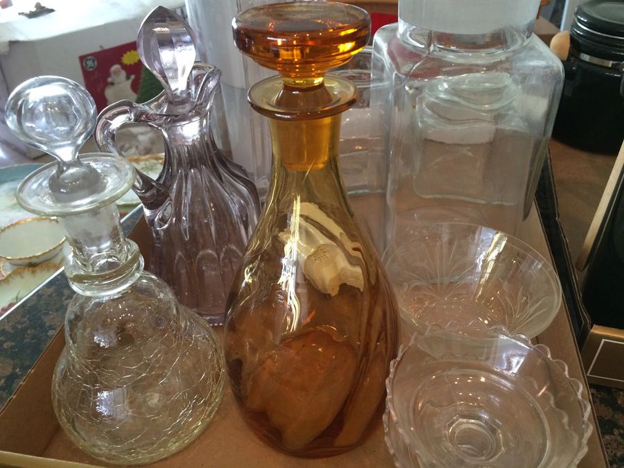 Kitchen Lot - Includes 3 Glass Decanters [Photo 6]