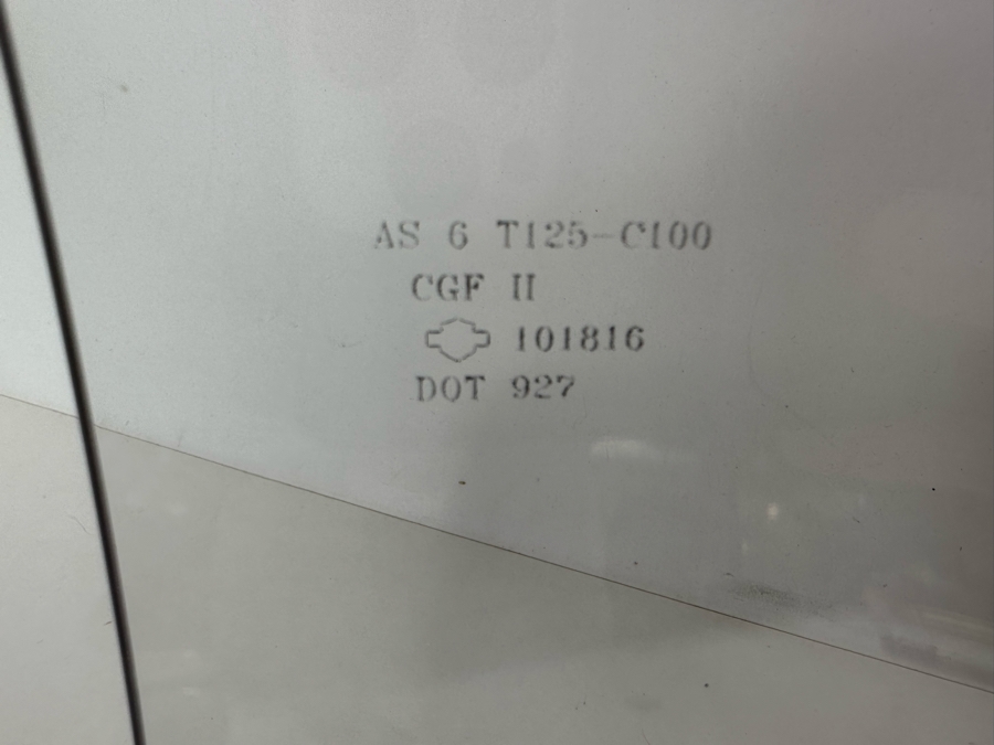 Harley-Davidson Clear Wind Splitter Windshield With Box 21.5W X 26.5H [Photo 6]