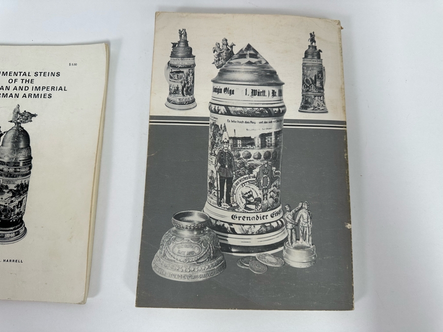 Pair Of Books: Regimental Steins Of The Bavarian And Imperial German Armies First Edition 1971 And Regimental Steins By Major John L. Harrell 1979 [Photo 10]