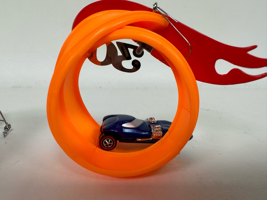 Christmas Ornaments: Mattel Hot Wheels 30 Year Anniversary Ornament And Harley-Davidson Motorcycles Oil Ornament [Photo 7]