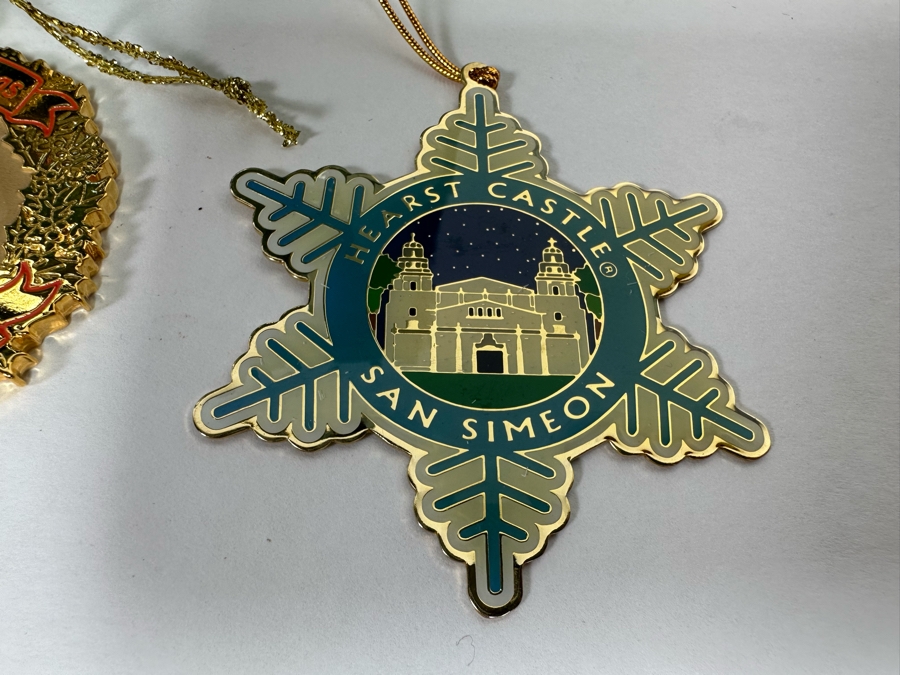 Christmas Ornaments: New Marquis By Waterford Ornaments, Liberace Las Vegas Ornament With Box, Royal Canadian Mounted Police Ornament And Hearst Castle Ornament [Photo 9]