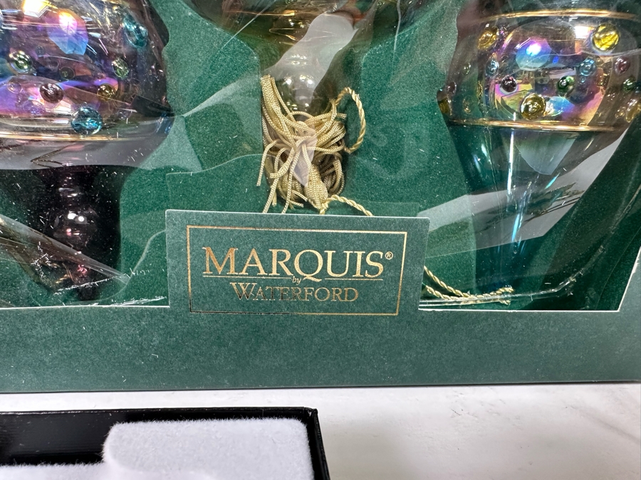 Christmas Ornaments: New Marquis By Waterford Ornaments, Liberace Las Vegas Ornament With Box, Royal Canadian Mounted Police Ornament And Hearst Castle Ornament [Photo 5]