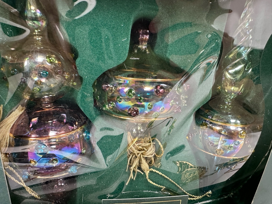 Christmas Ornaments: New Marquis By Waterford Ornaments, Liberace Las Vegas Ornament With Box, Royal Canadian Mounted Police Ornament And Hearst Castle Ornament [Photo 4]