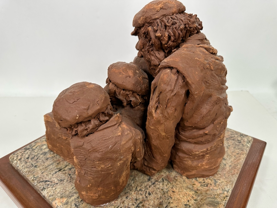 Bonnie Lee Roth (B. 1942, Southern California) Original Large Clay Sculpture Of Jewish Father Studying With Three Sons On Marble Wooden Base 19W X 19D X 16H [Photo 17]