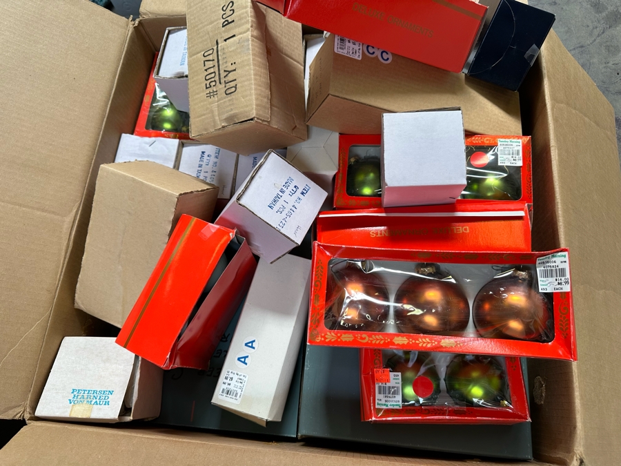 Box Of Christmas Ornaments 24 X 24 X 18 [Photo 2]