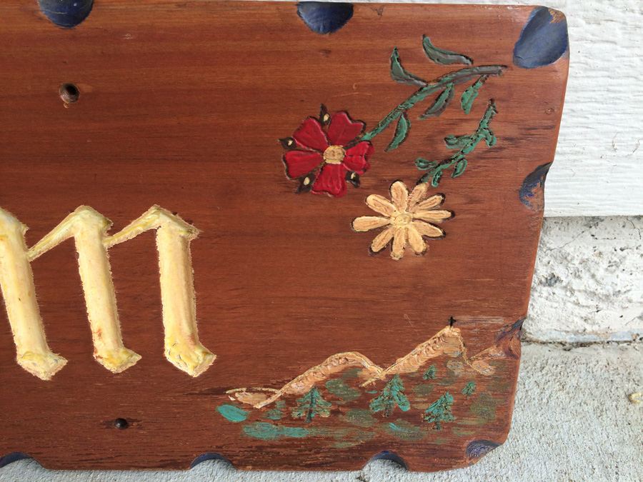 Wooden Sign - Alpentraum [Photo 5]