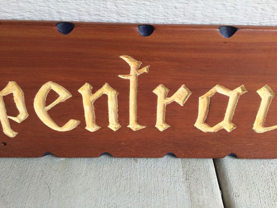 Wooden Sign - Alpentraum [Photo 3]