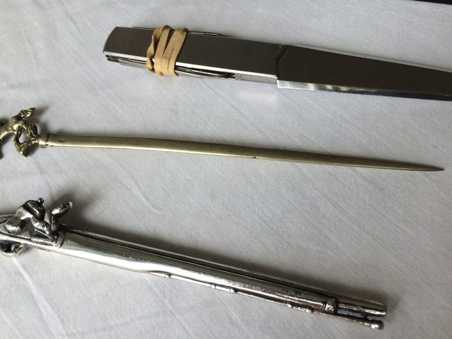 Various Letter Openers [Photo 5]