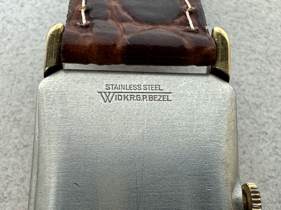 Vintage Elgin Wrist Watch With Rare Multi-Color Dial And Leather Band 674 Movement 17 Jewels Runs [Photo 9]