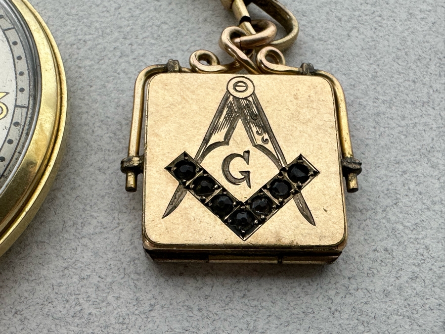 Hamilton Pocket Watch 17 Jewels With Masonic Watch Fob With Locket And Chain Runs [Photo 4]