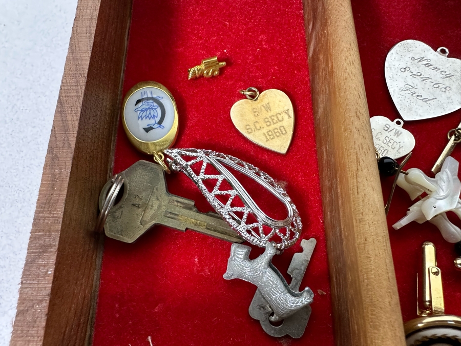 Vintage Wooden Jewelry Box With Assorted Jewelry 11.5W X 7D X 5H - See Photos [Photo 17]