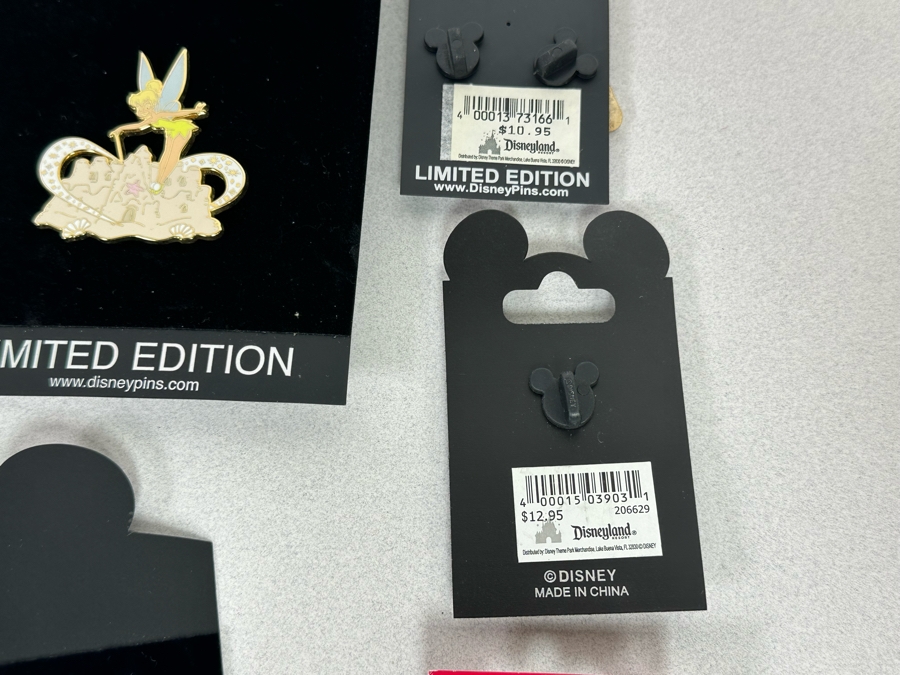 Collection Of Vintage Disneyland Trading Pins New On Cards - Nine Limited Edition Pins Tinker Bell [Photo 15]