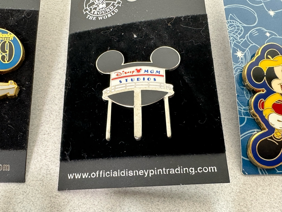 Collection Of Vintage Disneyland Trading Pins New On Cards - Two Limited Edition Pins [Photo 10]
