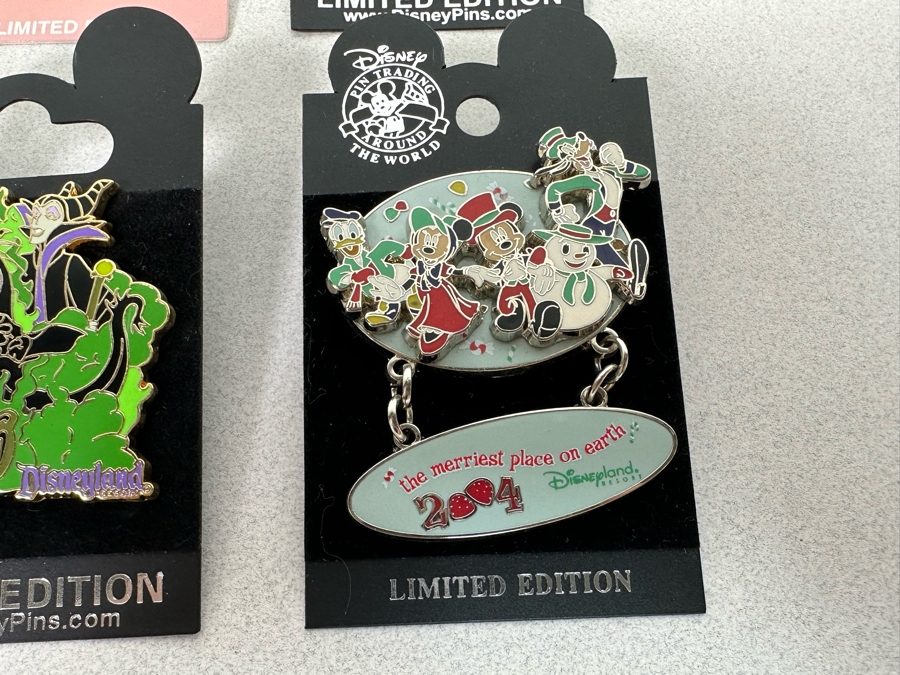 Collection Of Vintage Disneyland Limited Edition Trading Pins New On Cards [Photo 7]
