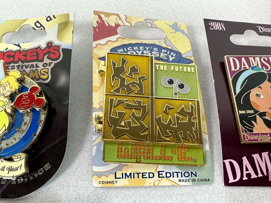 Collection Of Vintage Disneyland Limited Edition Trading Pins New On Cards [Photo 9]