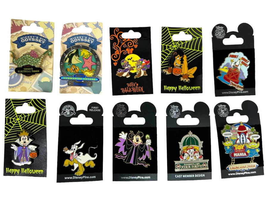 Collection Of Vintage Disneyland Trading Pins New On Cards [Photo 1]