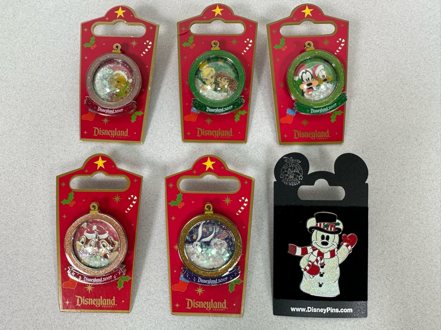 Collection Of Vintage Disneyland Trading Pins New On Cards [Photo 2]